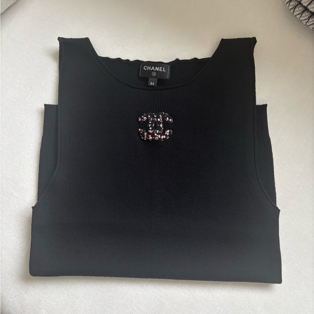 Chanel tank top 34